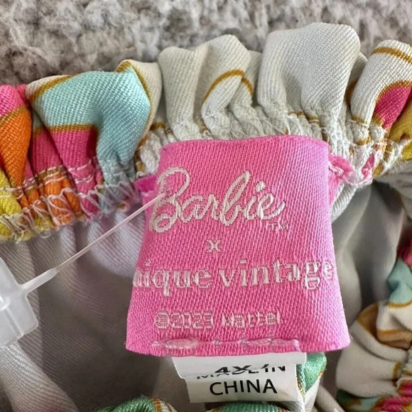 Unique Vintage x Barbie Top 4XL Retro 70s Spaguetti Straps - Picture 3 of 12